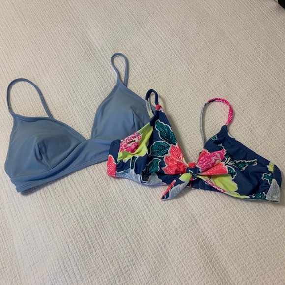 (2) bikini tops - light blue, floral - Picture 3 of 15